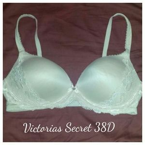 Body By Victoria 38D No Wire Bra