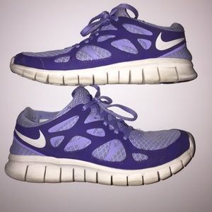 Purple Nike shoes {on HOLD}
