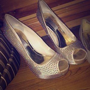 Jennifer Lopaz Heels