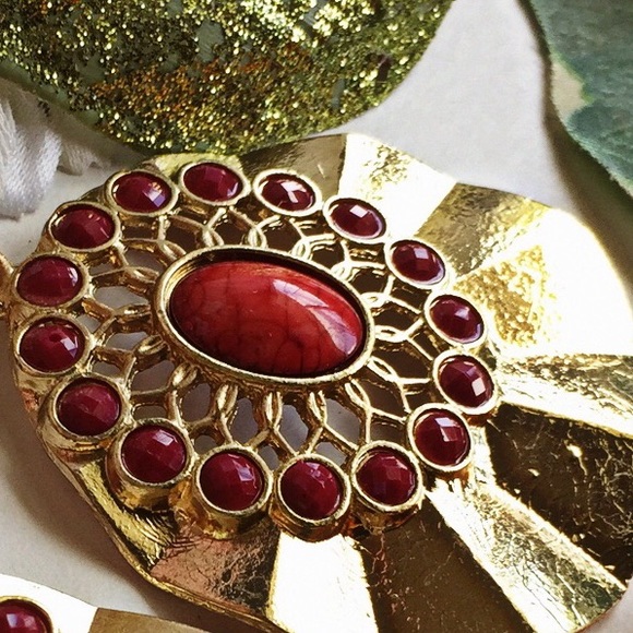 ❗️🚫SOLD❗️Seashore of Shells Earrings - Picture 2 of 3