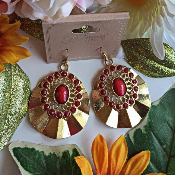 ❗️🚫SOLD❗️Seashore of Shells Earrings - Picture 3 of 3