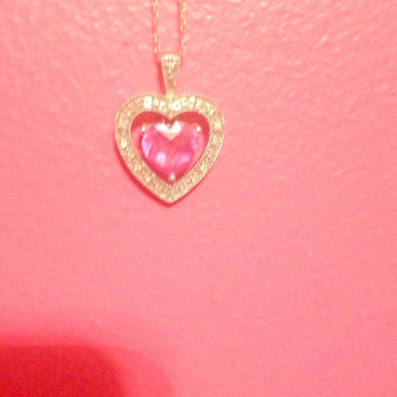 Gorgeous heart necklace from Gordmans