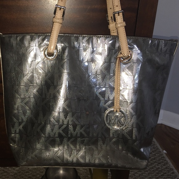 Michael Kors Jet Set Mirror Metallic Tote