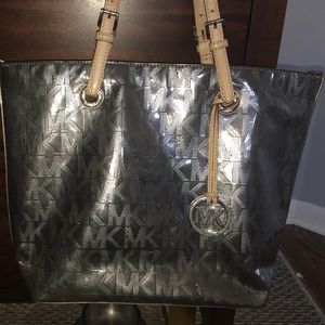 Michael Kors Jet Set Mirror Metallic Tote