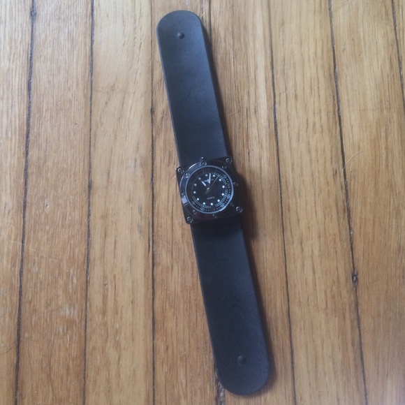 Black Slap on watch