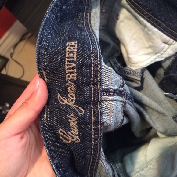 Guess Jeans - Picture 3 of 3