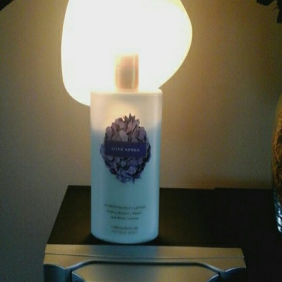 Victoria  secrets love spell