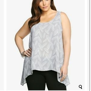 Feather print shark bite tank