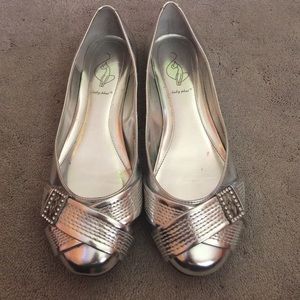 Silver flats