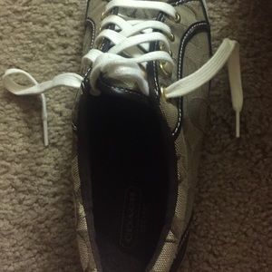 Coach authentic💯✔️