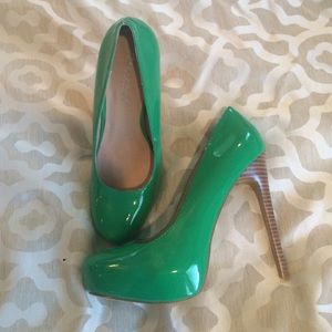 Brand new green patent leather pumps