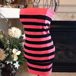 🎉Host Pick🎉Bebe pink and black tube top dress