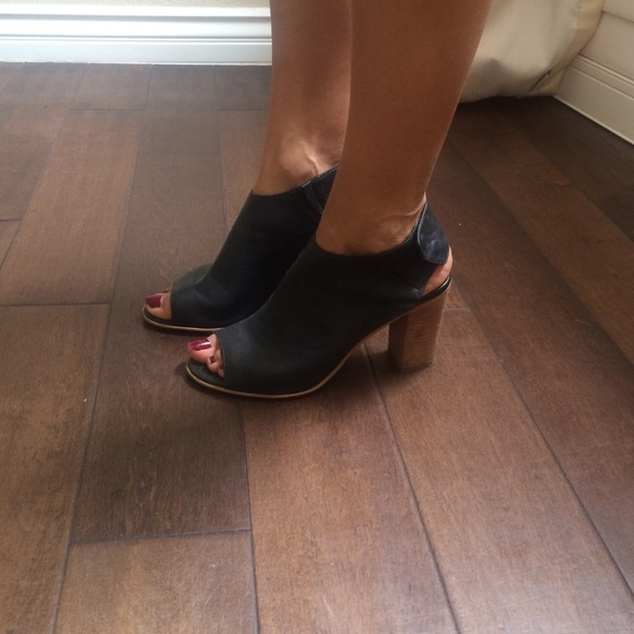 They're a little too big for me - Picture 2 of 3