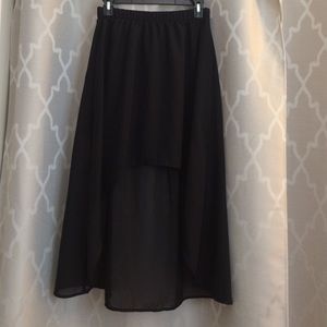Pac Sun Kirra black high low medium skirt