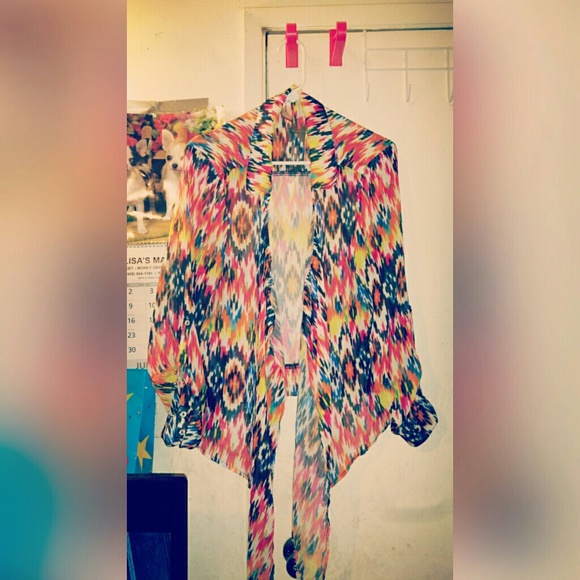 Cute open up blouse