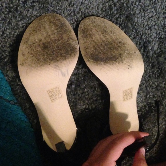 NEW Asos heeled sandals - Picture 3 of 3