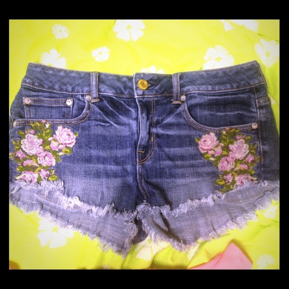American Eagle denim embroidered shorts