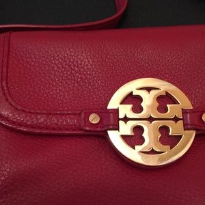 ❌❌SOLD❌❌Authentic Tory Burch Amanda Crossbody