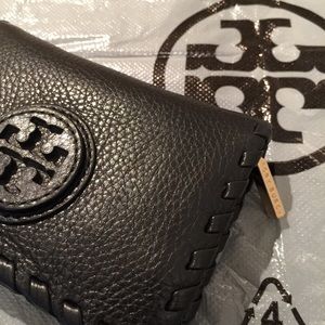 ❌❌SOLD!❌❌Authentic Tory Burch Wallet/Card Holder