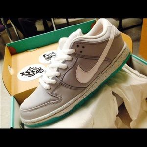 Nike SB "Marty McFlys" size 8.5. Have original all