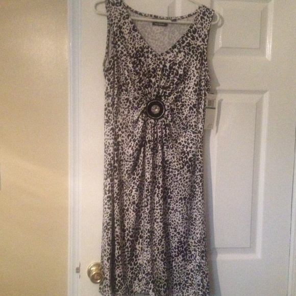 Black and white dress