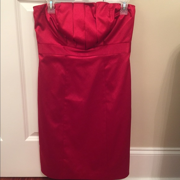 Limited red dress