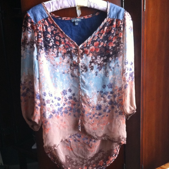 Floral Button-down