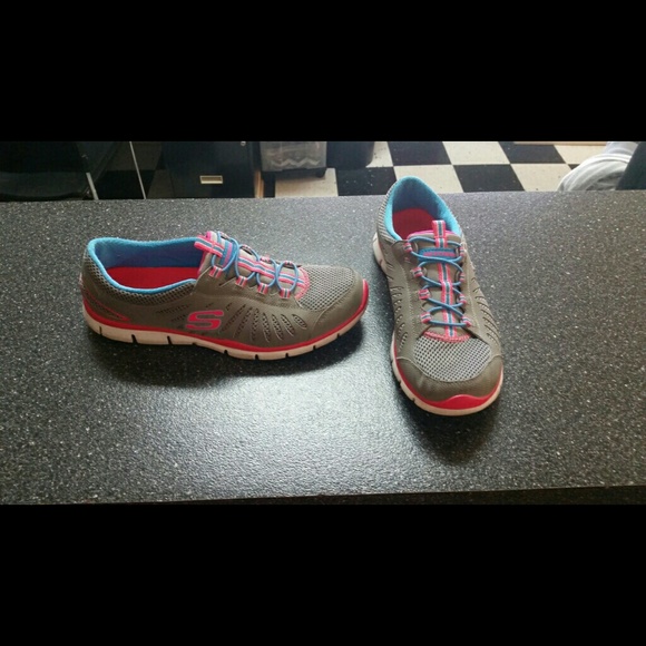 tennis shoes