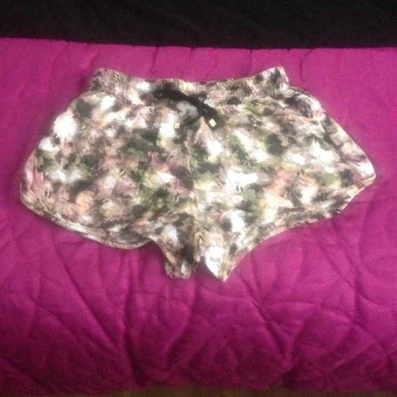 Draw String Printed Shorts