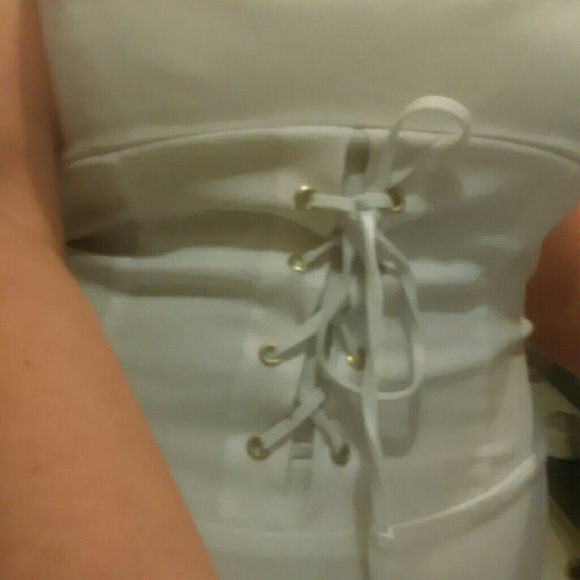 Sexy white summer Corsette dress - Picture 4 of 4
