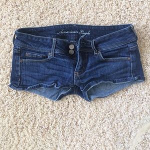 Size 4 American eagle shorts