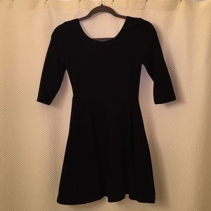 Black long sleeve dress
