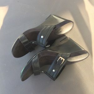 Nine West black wedges size 7.5