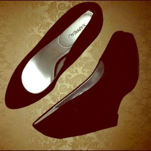 Size 9 Black Suede Heels