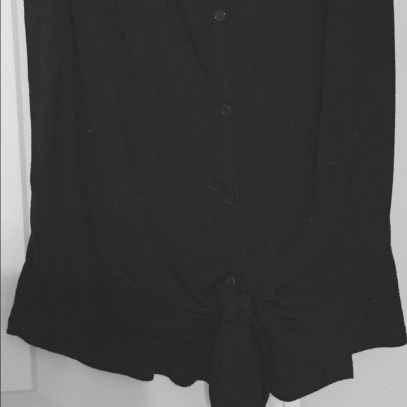 Lacy black tank - Picture 2 of 3