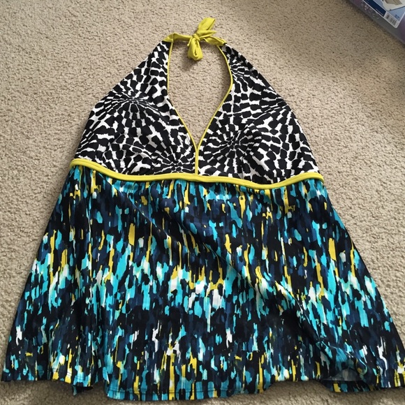 Bathing suit top