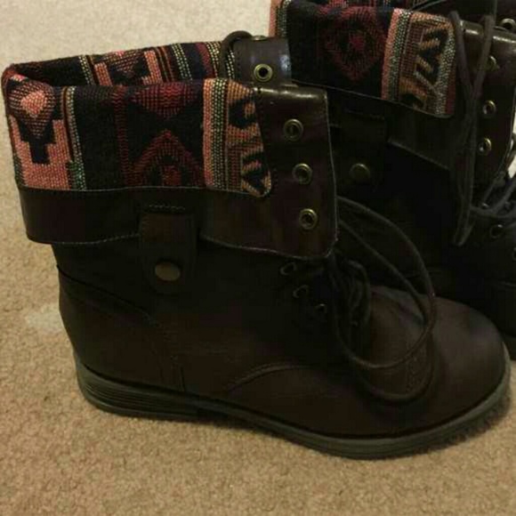 💥Adorable  brown boots💥😍