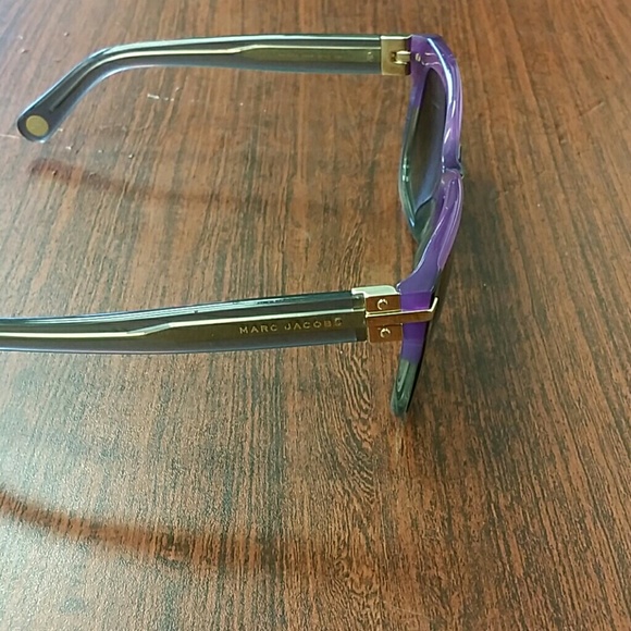Especially sunglasses sale - Picture 1 of 4