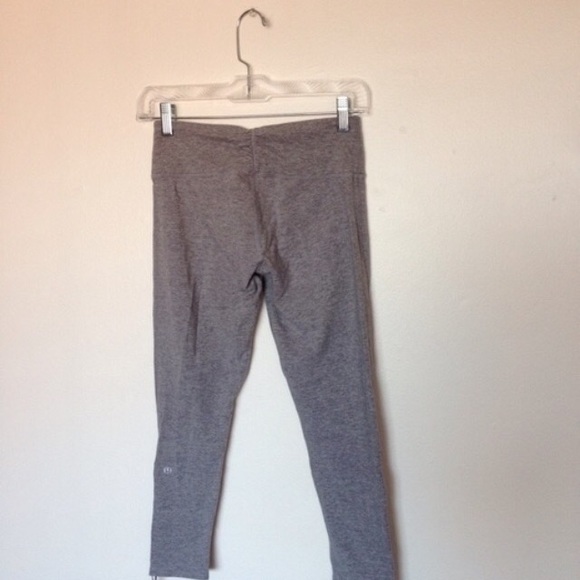 Lululemon - Picture 2 of 4