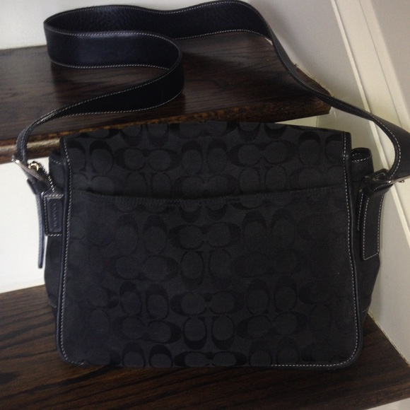 Authentic Black fabric and leather Coach bag - Picture 2 of 4
