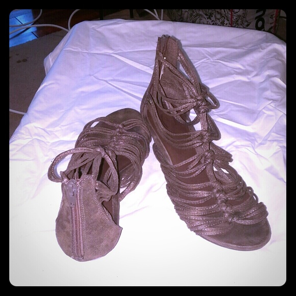 Sparkling Brown Sandals