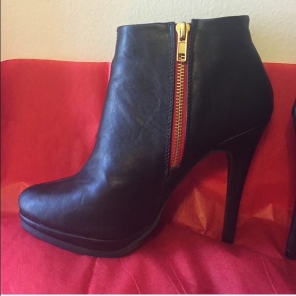 💥💥SOLD💥💥Fierce black high heel boots