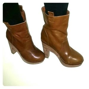 Dolce Vita Ankle Boots