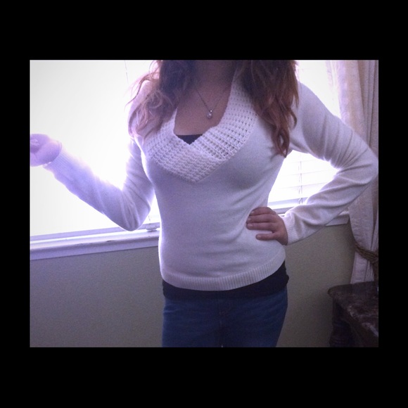 Sweater top - Picture 1 of 3