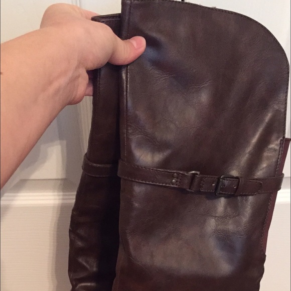 Beautiful brown boots with embellishments - Picture 4 of 4