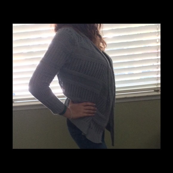 Gray cardigan - Picture 2 of 3