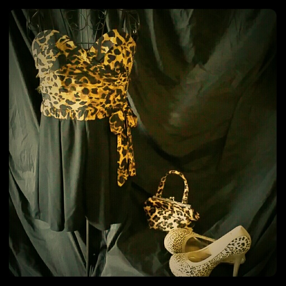 🐯 boned romper XOXO 🐯