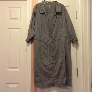 Old navy size 24 shirt dress
