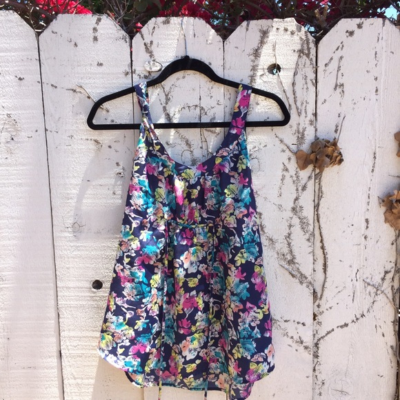 F21 | Flower Top
