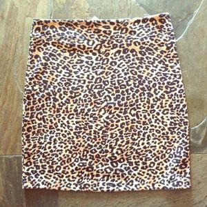 Leopard mini skirt
